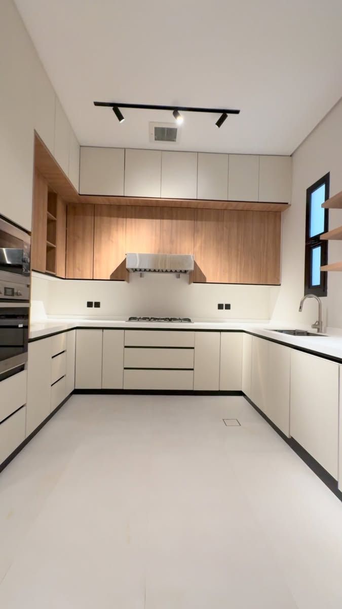 تفصيل مطابخ الرياض | تفصيل حسب المقاس + ضمان + تركيب احترافي